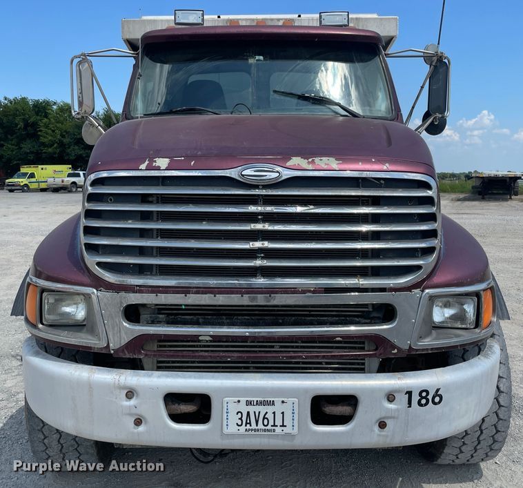 image for item JQ9717 2001 Sterling LT9500  dump truck