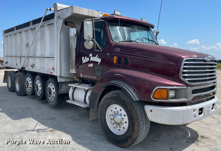 image for item JQ9717 2001 Sterling LT9500  dump truck