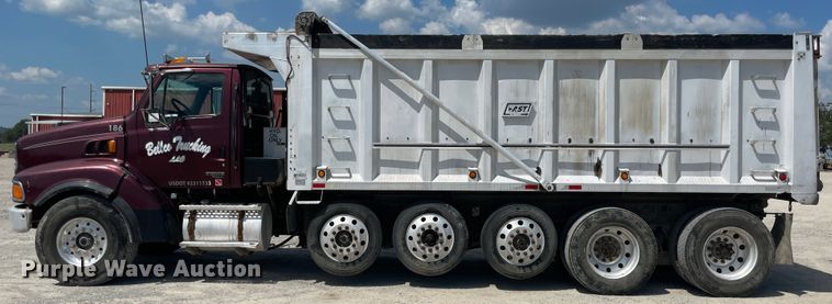 image for item JQ9717 2001 Sterling LT9500  dump truck