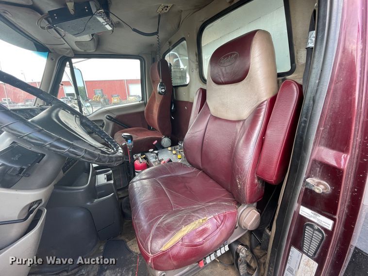 image for item JQ9717 2001 Sterling LT9500  dump truck