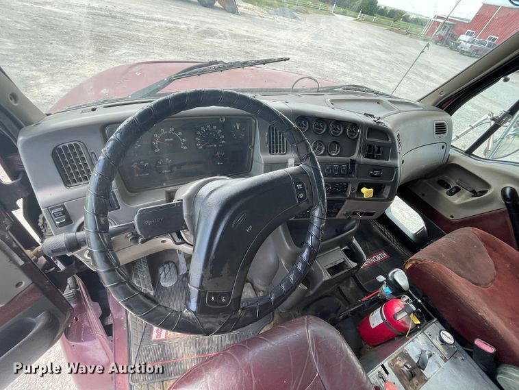 image for item JQ9717 2001 Sterling LT9500  dump truck