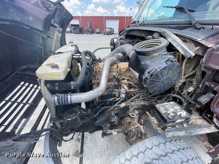 image for item JQ9717 2001 Sterling LT9500  dump truck