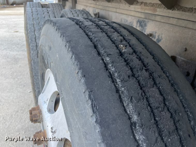 image for item JQ9717 2001 Sterling LT9500  dump truck