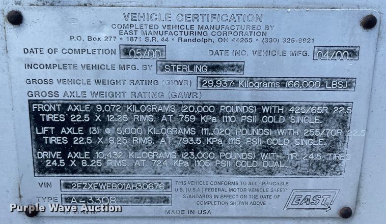 image for item JQ9717 2001 Sterling LT9500  dump truck