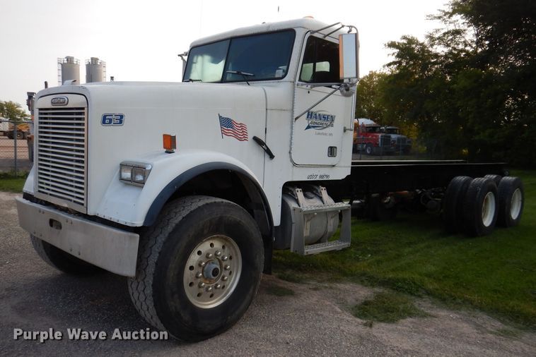 image for item KA9366 1997 Freightliner FLD  truck cab and chassis