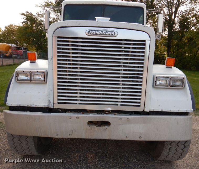 image for item KA9366 1997 Freightliner FLD  truck cab and chassis