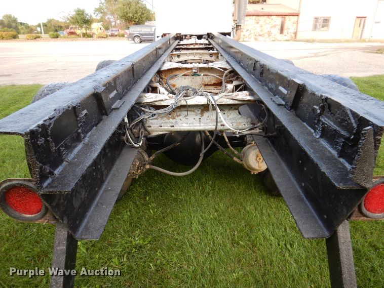 image for item KA9366 1997 Freightliner FLD  truck cab and chassis