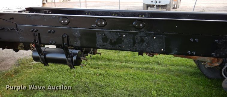 image for item KA9366 1997 Freightliner FLD  truck cab and chassis