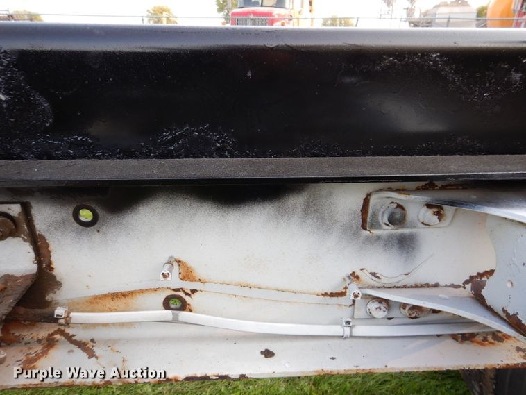 image for item KA9366 1997 Freightliner FLD  truck cab and chassis