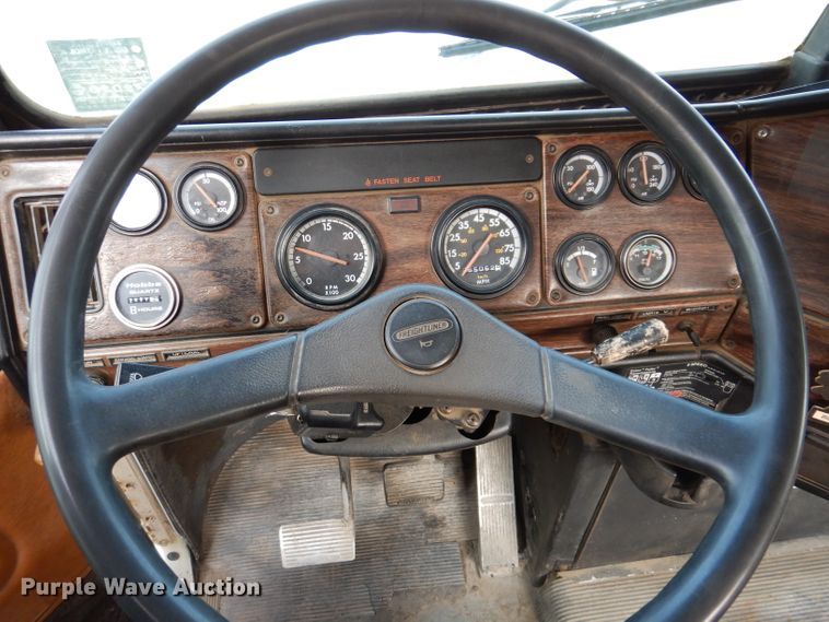 image for item KA9366 1997 Freightliner FLD  truck cab and chassis