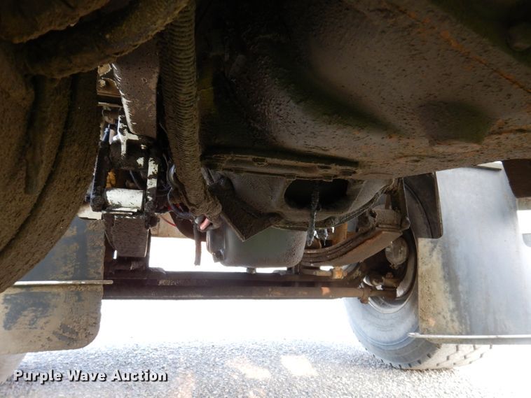 image for item KA9366 1997 Freightliner FLD  truck cab and chassis