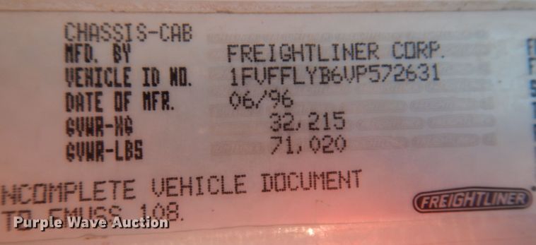 image for item KA9366 1997 Freightliner FLD  truck cab and chassis