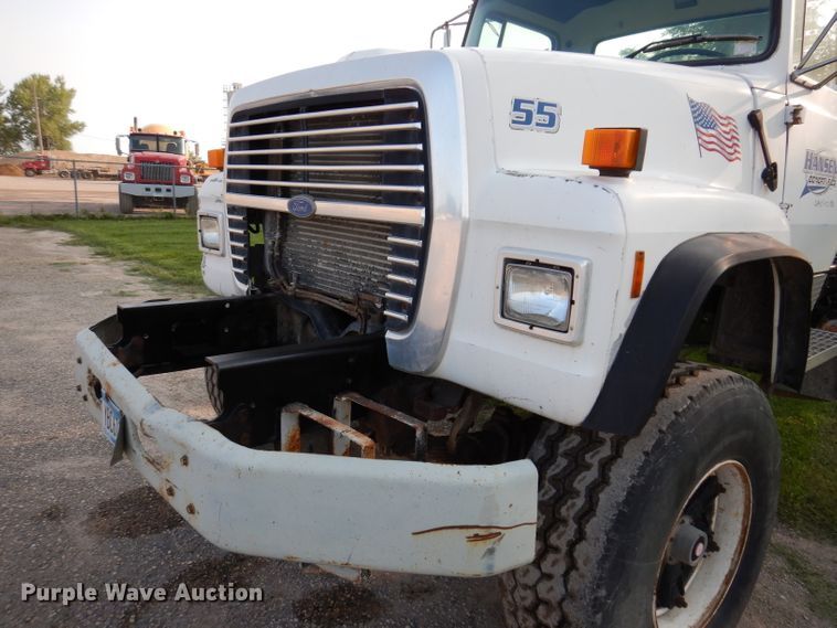 image for item KA9367 1997 Ford LT8000  truck cab and chassis