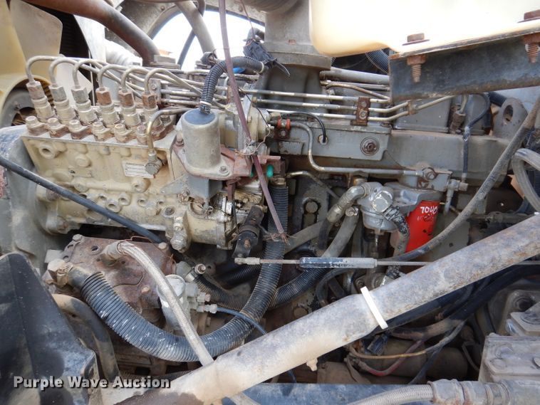 image for item KA9367 1997 Ford LT8000  truck cab and chassis