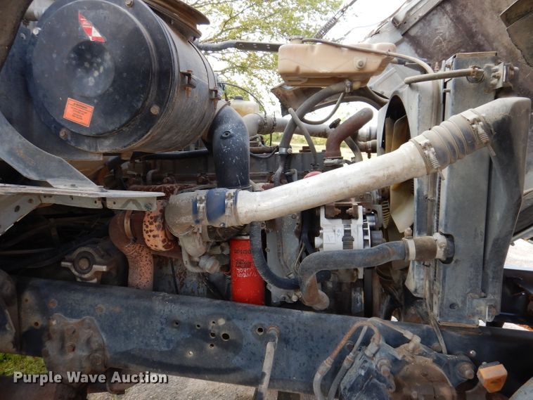 image for item KA9367 1997 Ford LT8000  truck cab and chassis