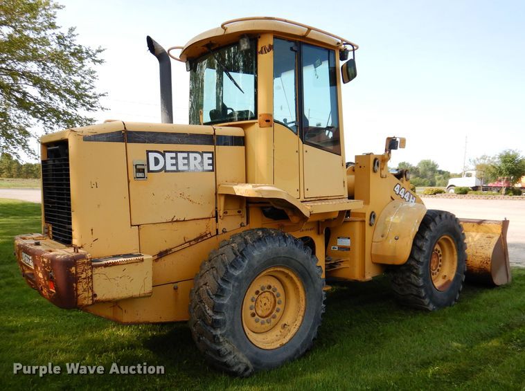 image for item KA9369 1997 John Deere 444H  wheel loader