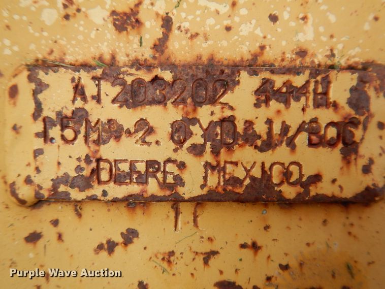 image for item KA9369 1997 John Deere 444H  wheel loader