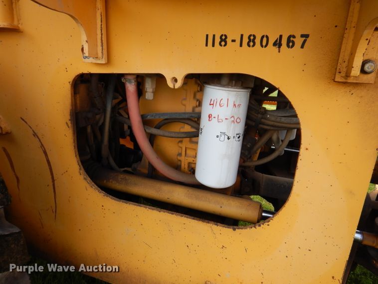 image for item KA9369 1997 John Deere 444H  wheel loader