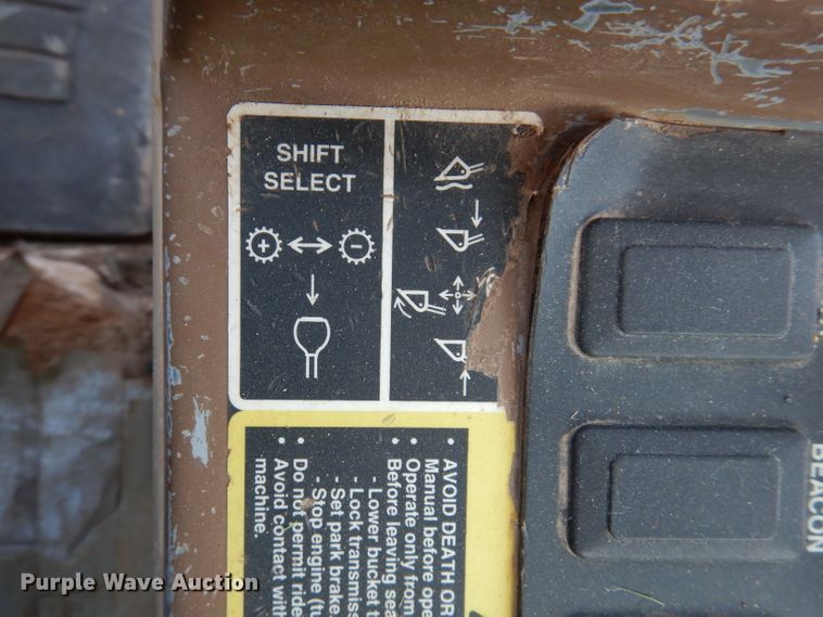 image for item KA9369 1997 John Deere 444H  wheel loader