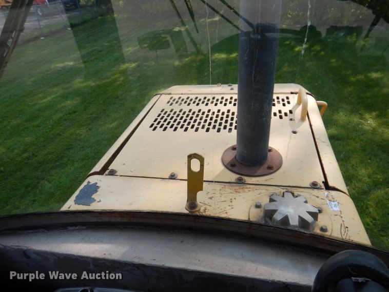 image for item KA9369 1997 John Deere 444H  wheel loader