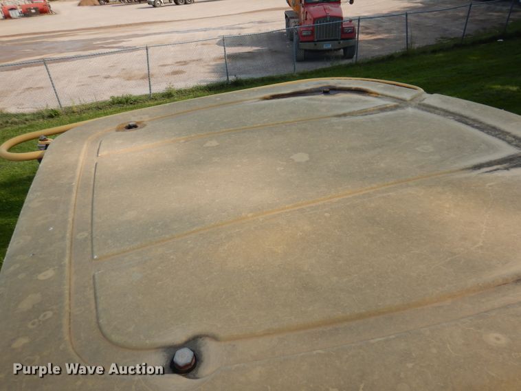 image for item KA9369 1997 John Deere 444H  wheel loader