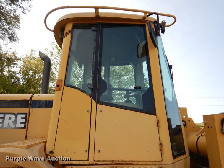 image for item KA9369 1997 John Deere 444H  wheel loader