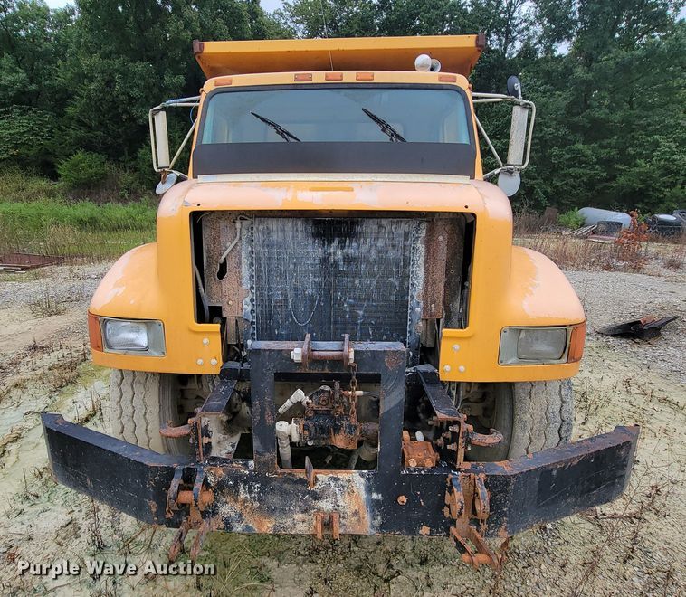 image for item KD9478 2000 International 4900  dump truck