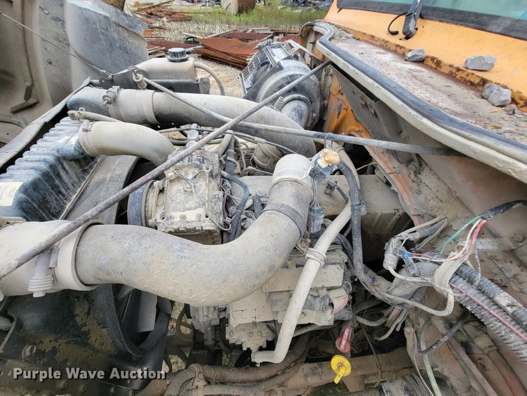 image for item KD9478 2000 International 4900  dump truck