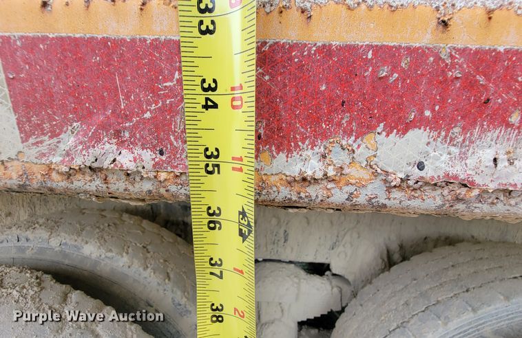 image for item KD9478 2000 International 4900  dump truck