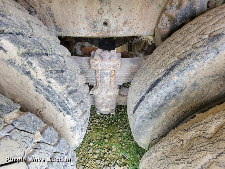 image for item KD9480 Ford  water truck