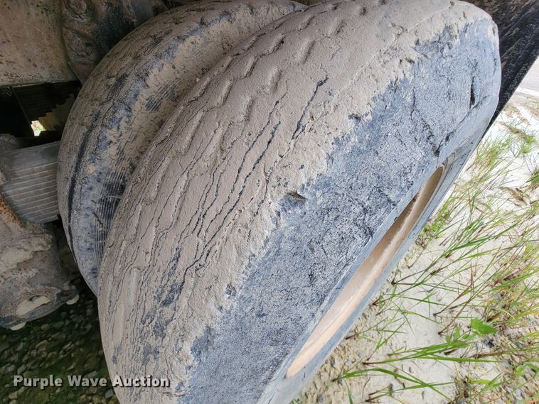 image for item KD9480 Ford  water truck