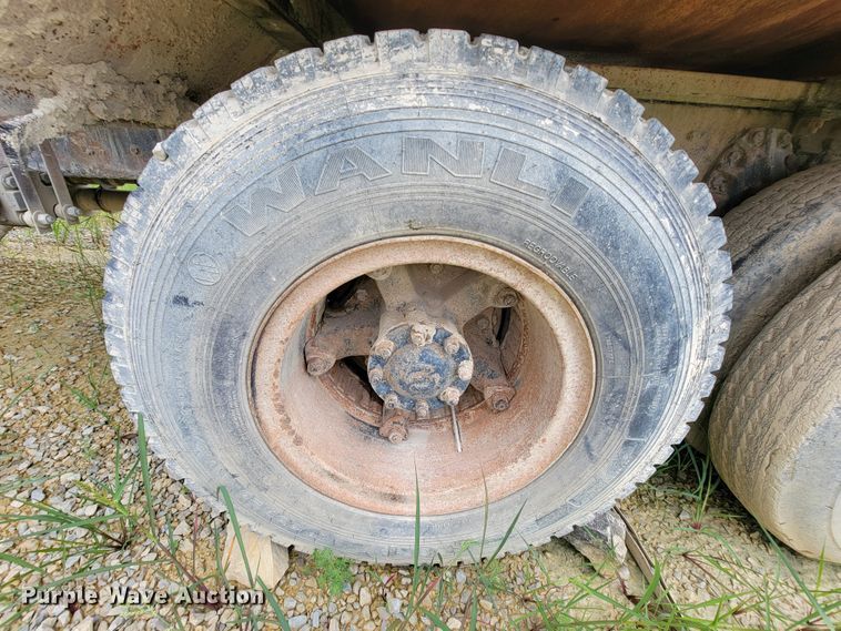 image for item KD9480 Ford  water truck