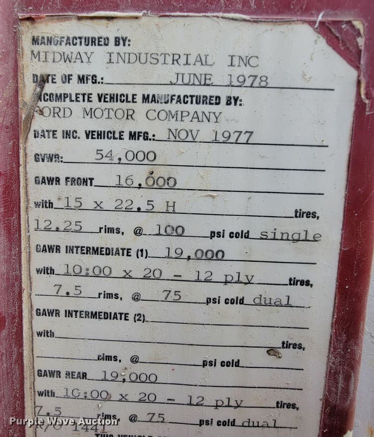 image for item KD9480 Ford  water truck