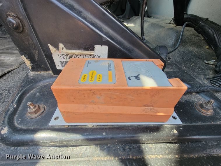 image for item KD9491 2012 International 7400  digger derrick truck