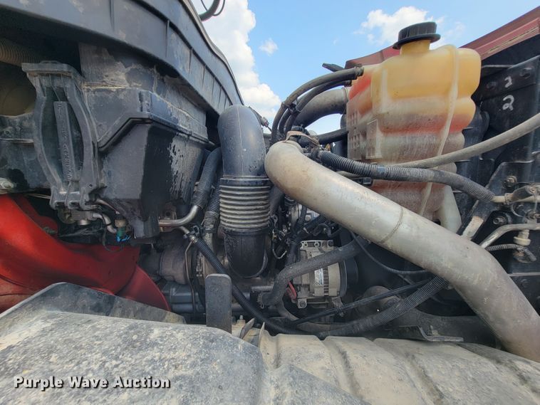 image for item KD9491 2012 International 7400  digger derrick truck