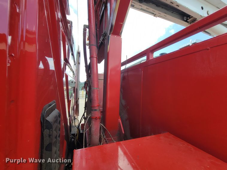 image for item KD9491 2012 International 7400  digger derrick truck