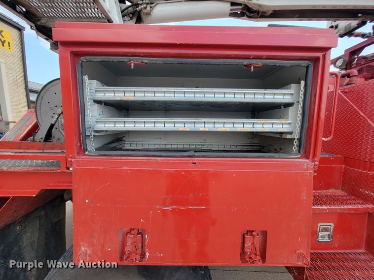 image for item KD9491 2012 International 7400  digger derrick truck