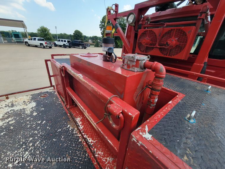 image for item KD9491 2012 International 7400  digger derrick truck