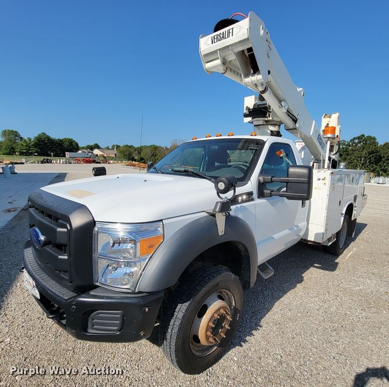 image for item KD9493 2012 Ford F550 Super Duty XL  bucket truck