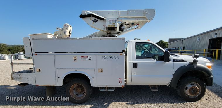 image for item KD9493 2012 Ford F550 Super Duty XL  bucket truck