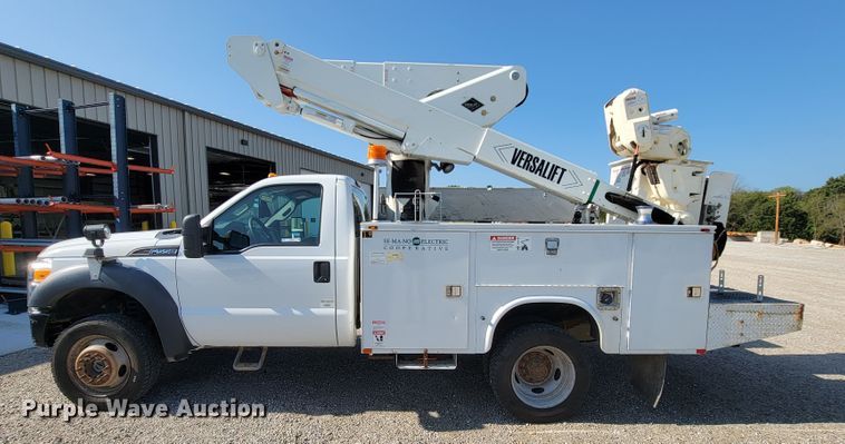 image for item KD9493 2012 Ford F550 Super Duty XL  bucket truck