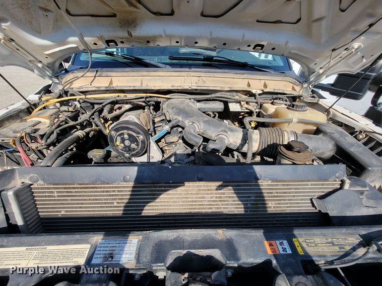 image for item KD9493 2012 Ford F550 Super Duty XL  bucket truck