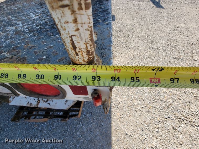 image for item KD9493 2012 Ford F550 Super Duty XL  bucket truck