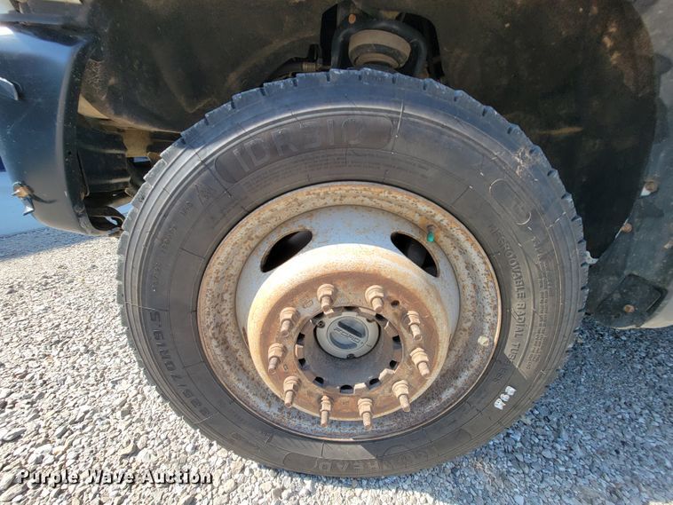 image for item KD9493 2012 Ford F550 Super Duty XL  bucket truck