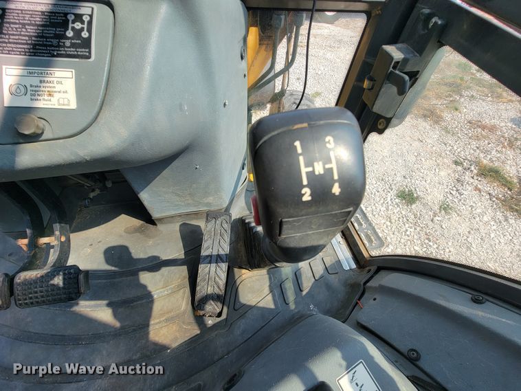 image for item KD9506 2006 New Holland B95  backhoe
