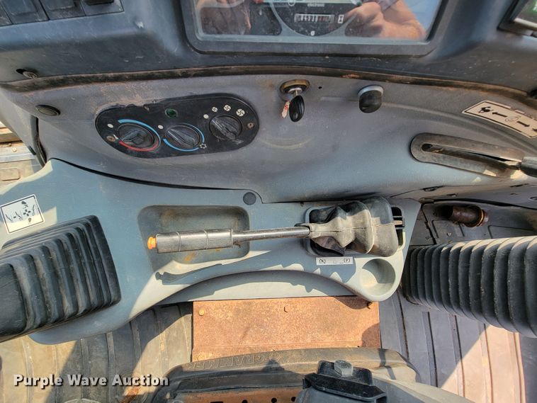 image for item KD9506 2006 New Holland B95  backhoe