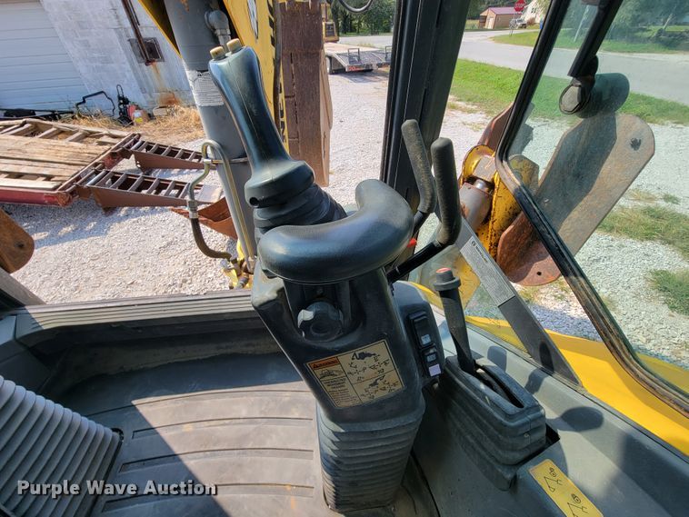 image for item KD9506 2006 New Holland B95  backhoe