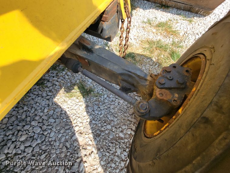 image for item KD9506 2006 New Holland B95  backhoe