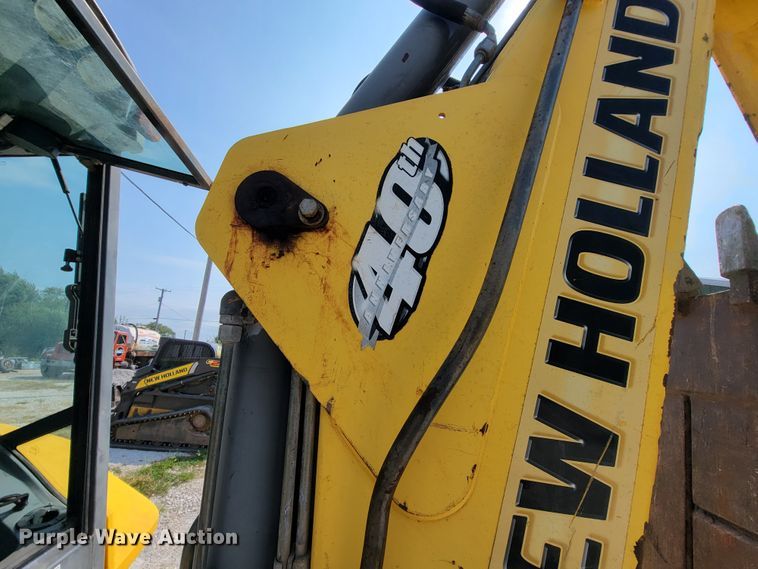 image for item KD9506 2006 New Holland B95  backhoe