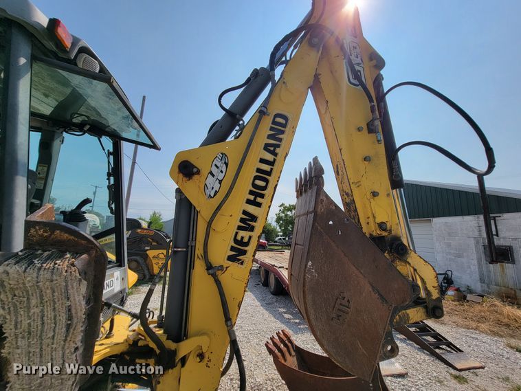 image for item KD9506 2006 New Holland B95  backhoe